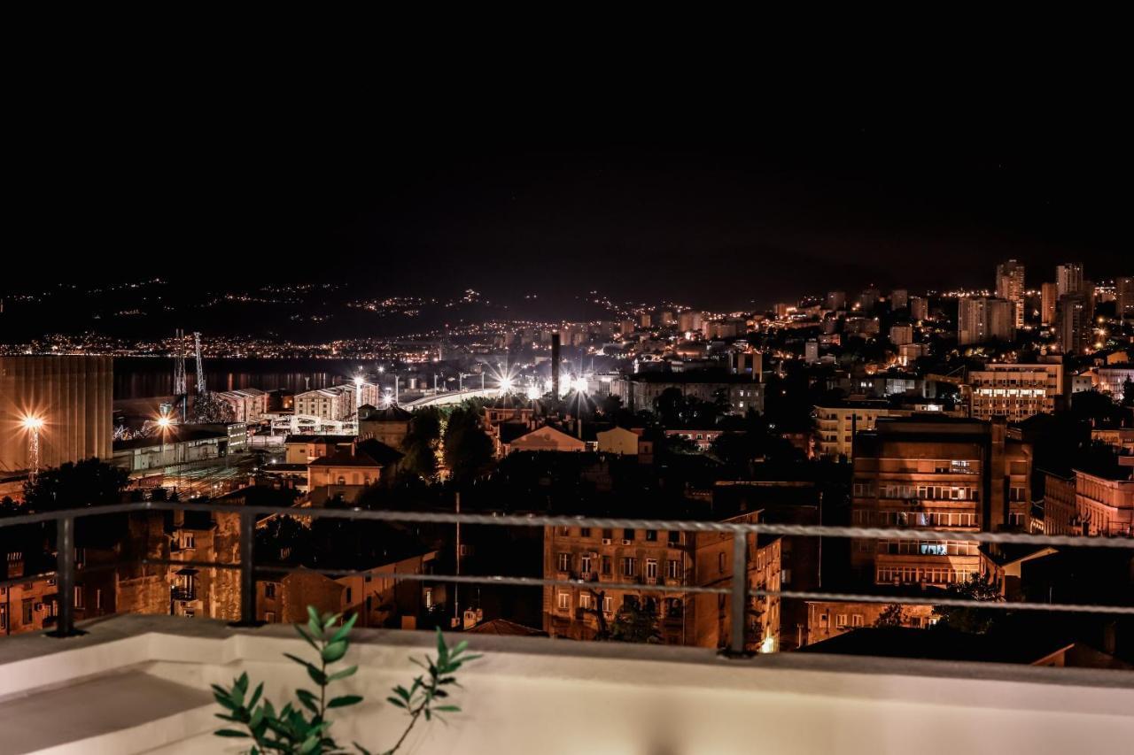דירות 105M2 Penthouse Sea View Rijeka With Free Garage Parking מראה חיצוני תמונה