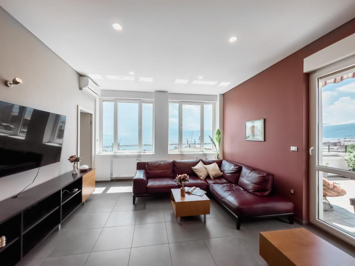 דירות 105M2 Penthouse Sea View Rijeka With Free Garage Parking מראה חיצוני תמונה
