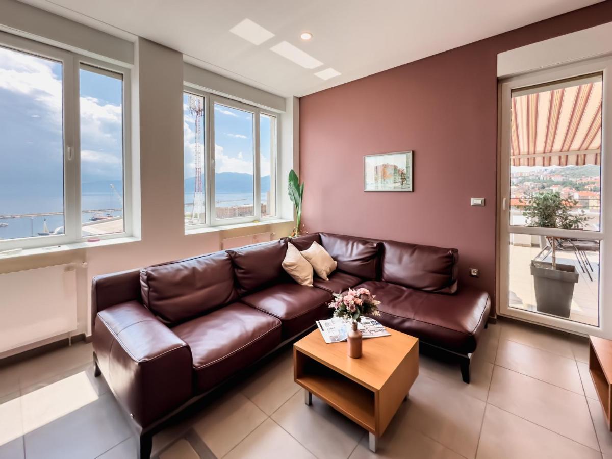 דירות 105M2 Penthouse Sea View Rijeka With Free Garage Parking מראה חיצוני תמונה